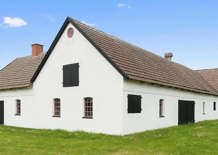 Renovated By The On Mon Semesterbostad Stege