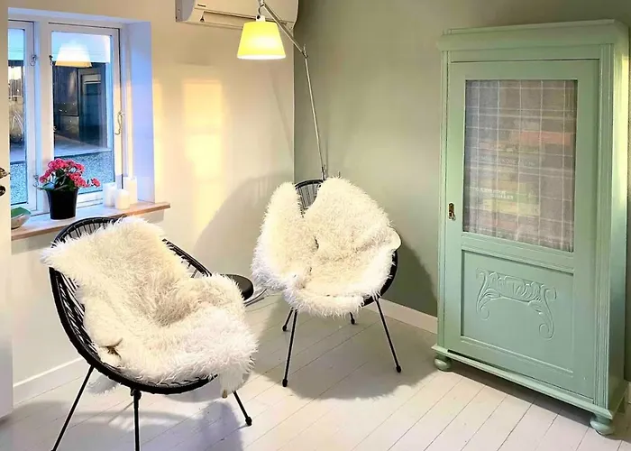 Renovated By The On Mon Stege