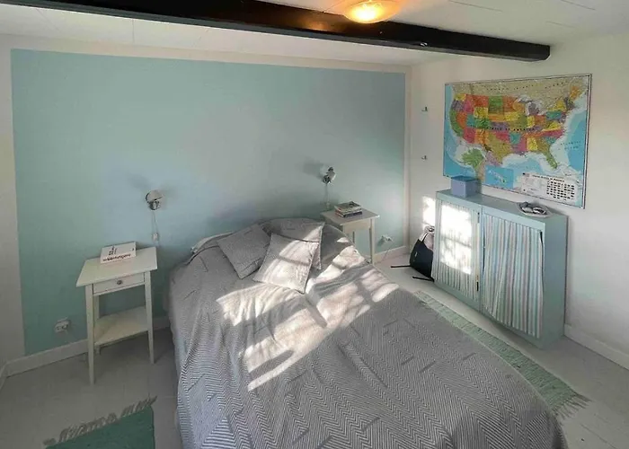 Renovated By The On Mon Stege